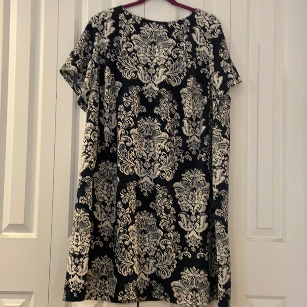 Navy blue & white dress